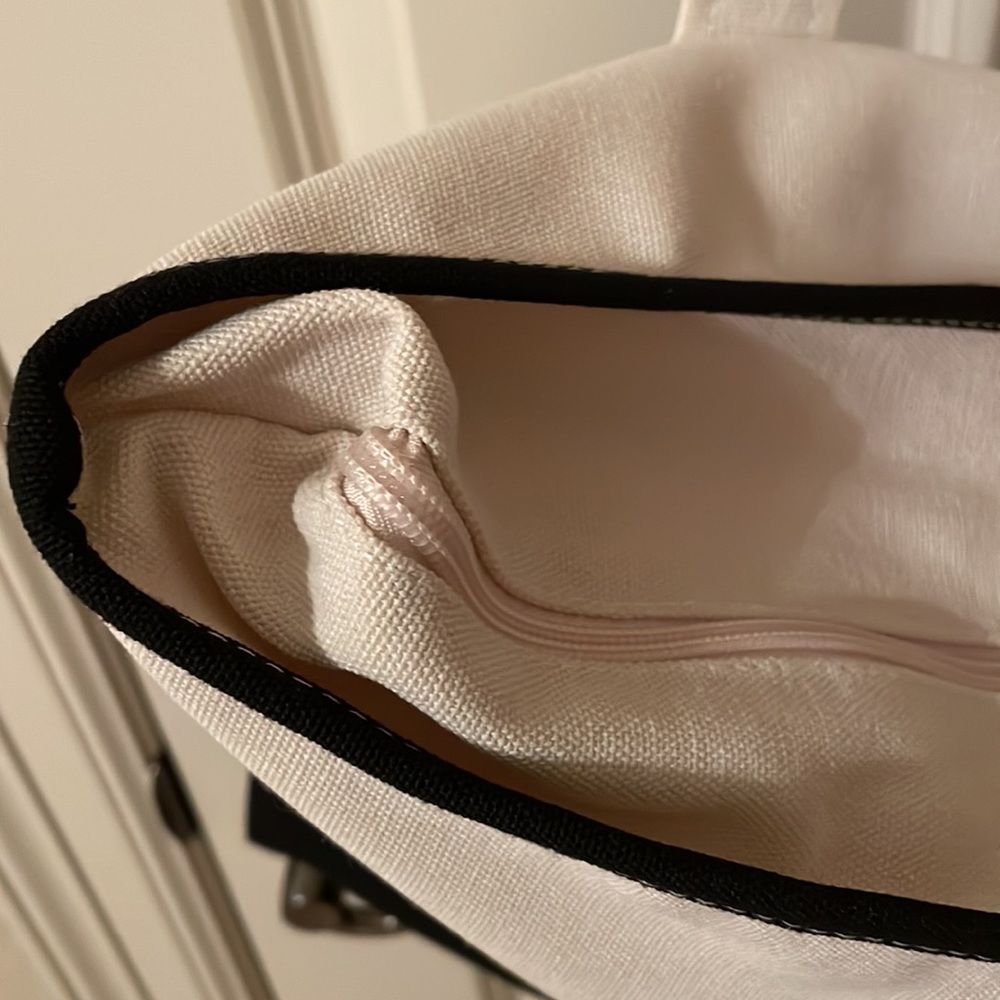 Women's N Monogrammed Tote Bag NWOT - Picture 9 of 11